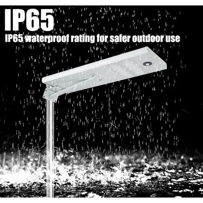 چراغ خیابانی LED خورشیدی هوشمند 60 وات باتری خورشیدی 100lm/W چراغ خیابانی